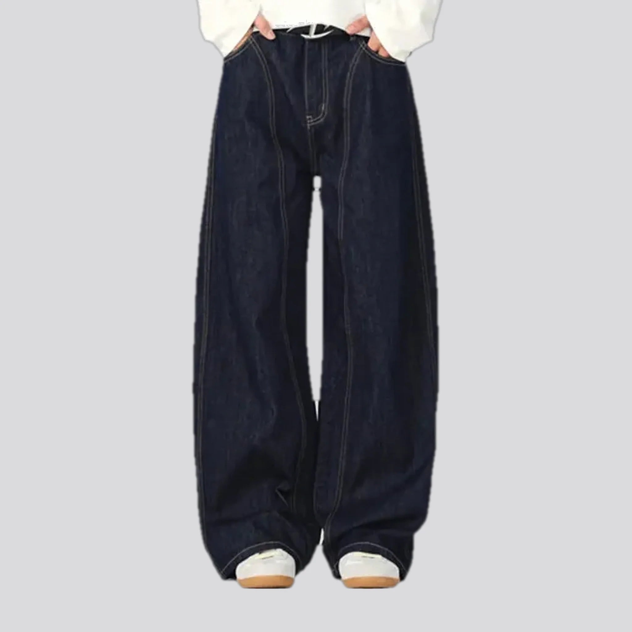 Slouchy 90s style dark men's jeans
