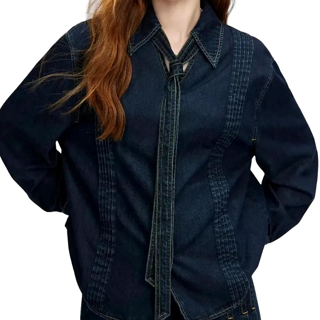 Fashionable dark contrast women's jean jacket