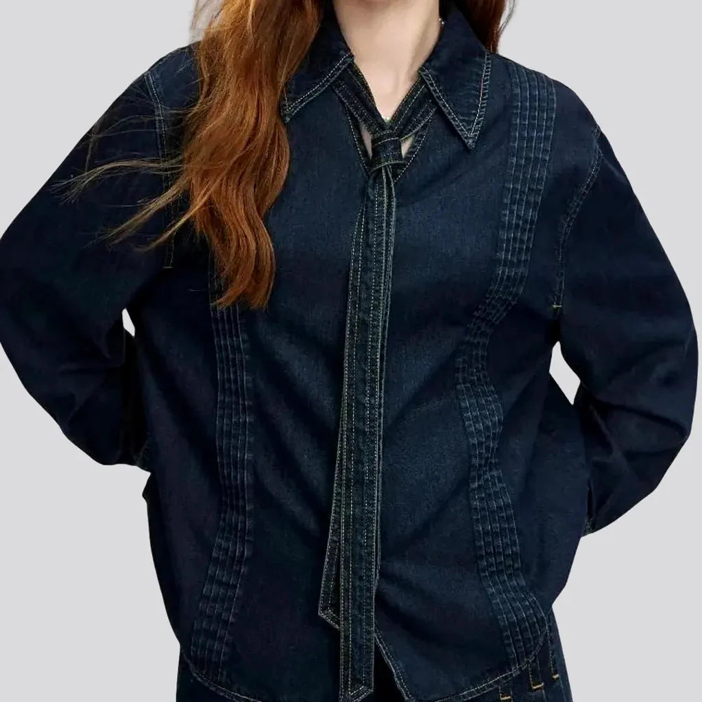 Fashionable dark contrast women's jean jacket